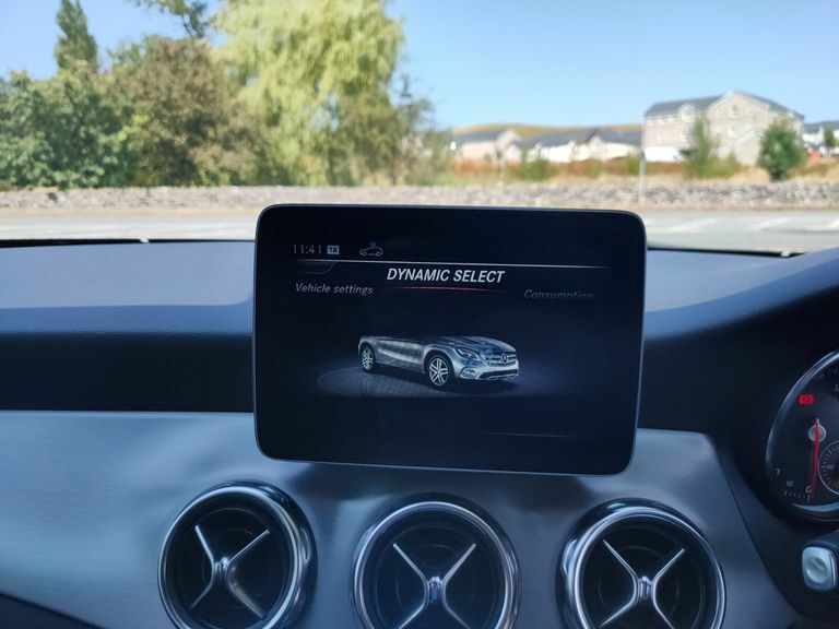 Mercedes-Benz GLA Class Gla 45 4Matic Red #37