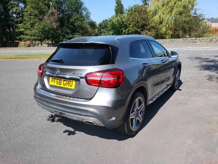 Mercedes-Benz GLA Class Gla 200D 4Matic Amg Line Premium Grey #5