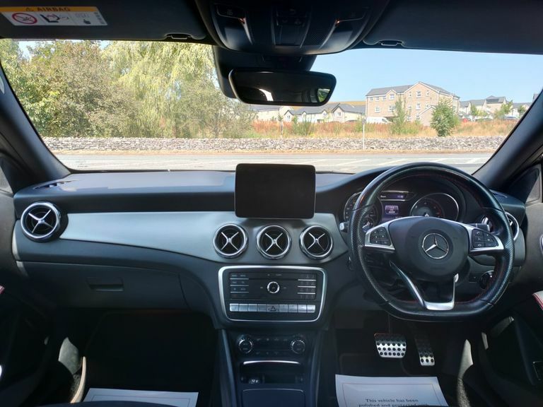Mercedes-Benz GLA Class Gla 45 4Matic Red #10