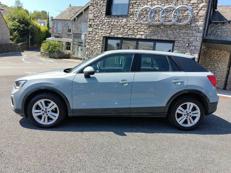Audi Q2 Sport 35 Tfsi 150 Ps 6-Speed PN23MXC Grey #4