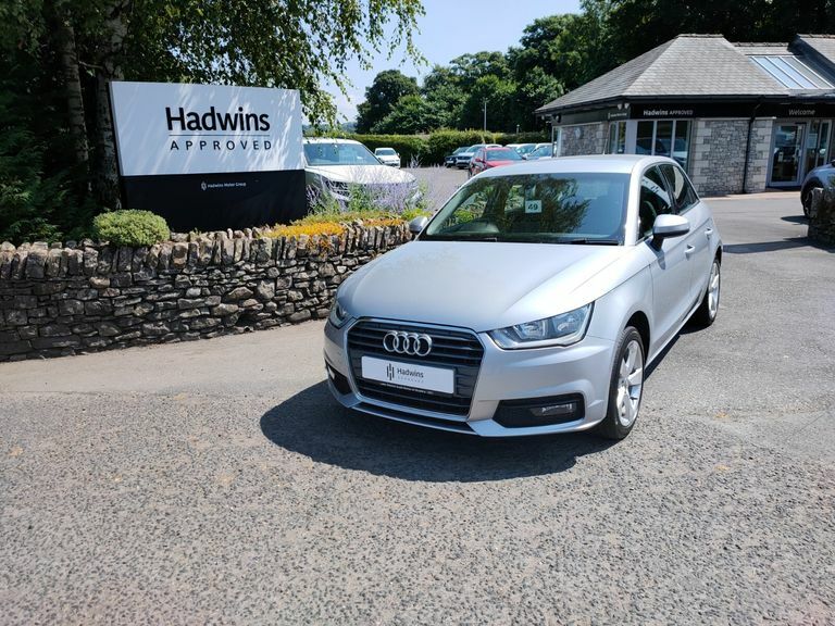 Audi A1 1.4 Tfsi S Line Red #1