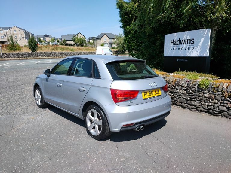 Audi A1 1.4 Tfsi S Line Red #2