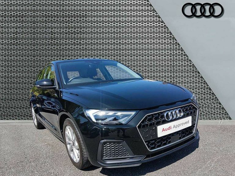 Audi A1 Sport 30 Tfsi 110 Ps 6-Speed Black