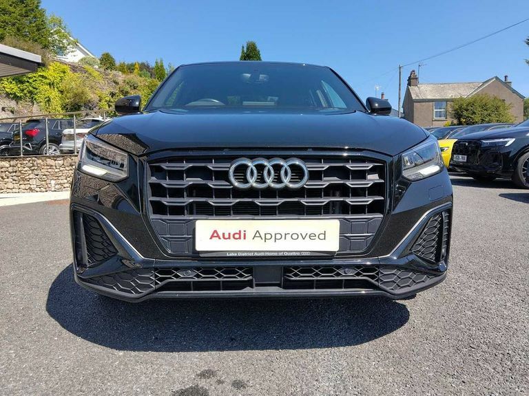 Audi Q2 30 Tfsi S Line Blue #30