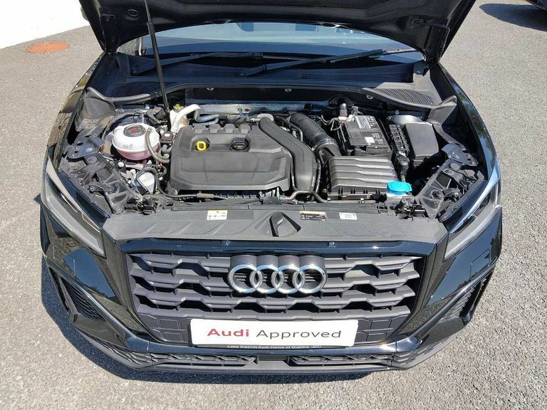 Audi Q2 30 Tfsi S Line Blue #9