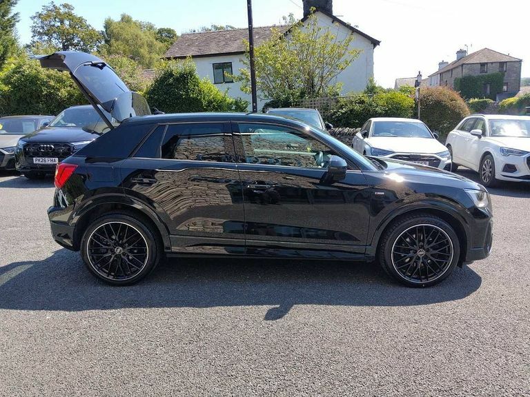 Audi Q2 30 Tfsi S Line Blue #28