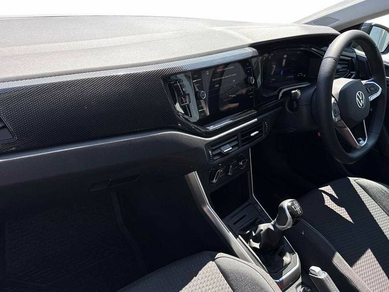 Volkswagen Polo 1.0 Life PN74VVT Grey #2
