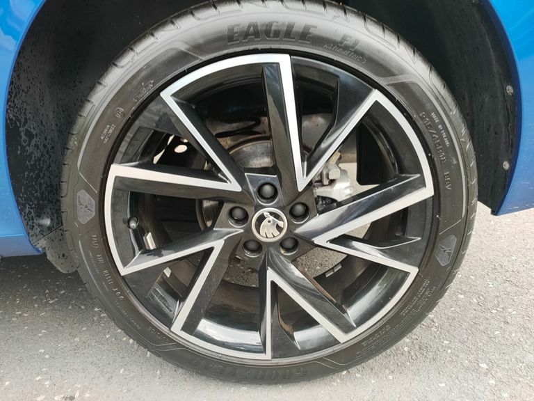 Skoda Kamiq 1.5 Tsi Monte Carlo Dsg Blue #4