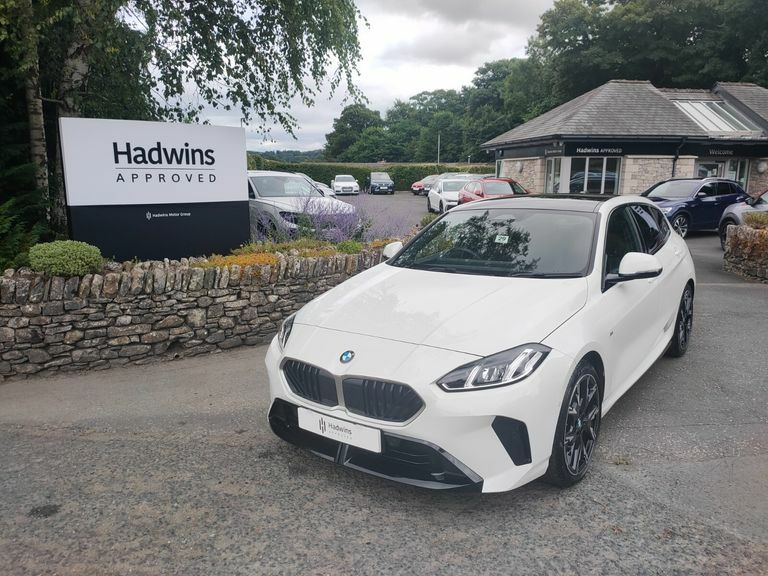 BMW 1 Series 120 M Sport Step White
