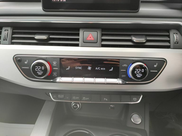 Audi A4 40 Tdi Black Edition S Tronic Blue #19