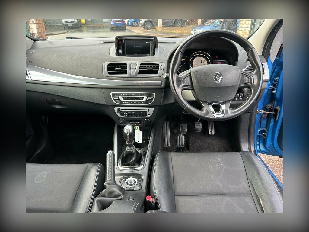 Renault Megane Estate 1.5 Dci Energy Dynamique Tomtom Sport Toure White #8