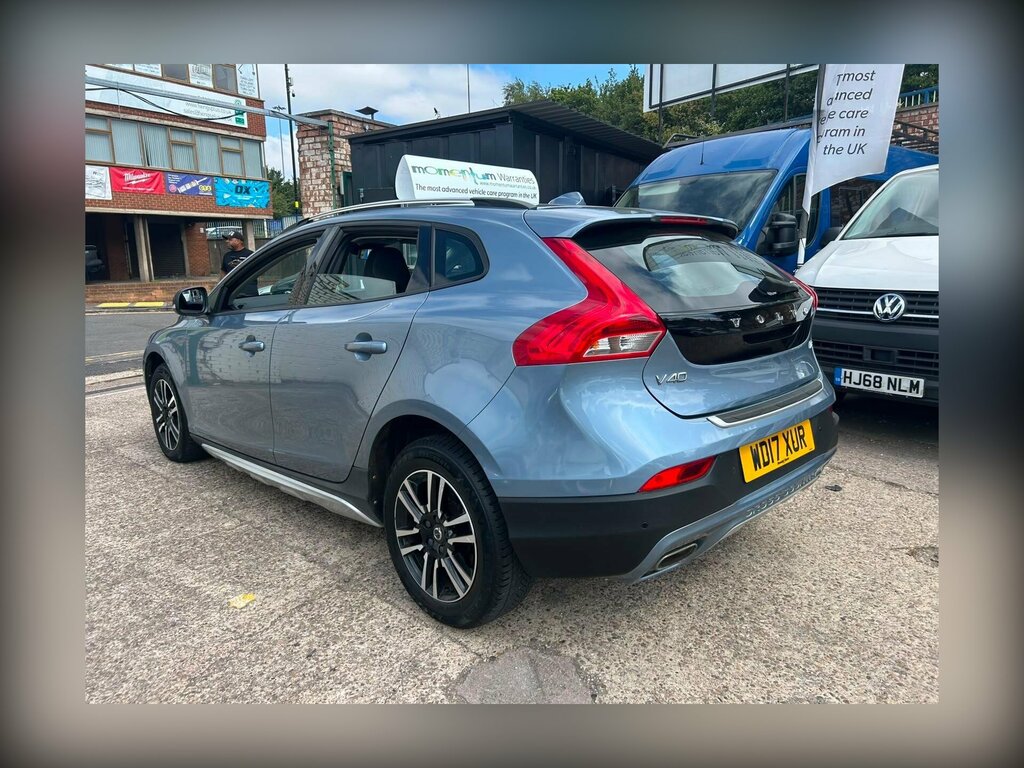 Volvo V40 Cross Country 2.0 D2 Nav Plus Euro 6 Ss Blue #3