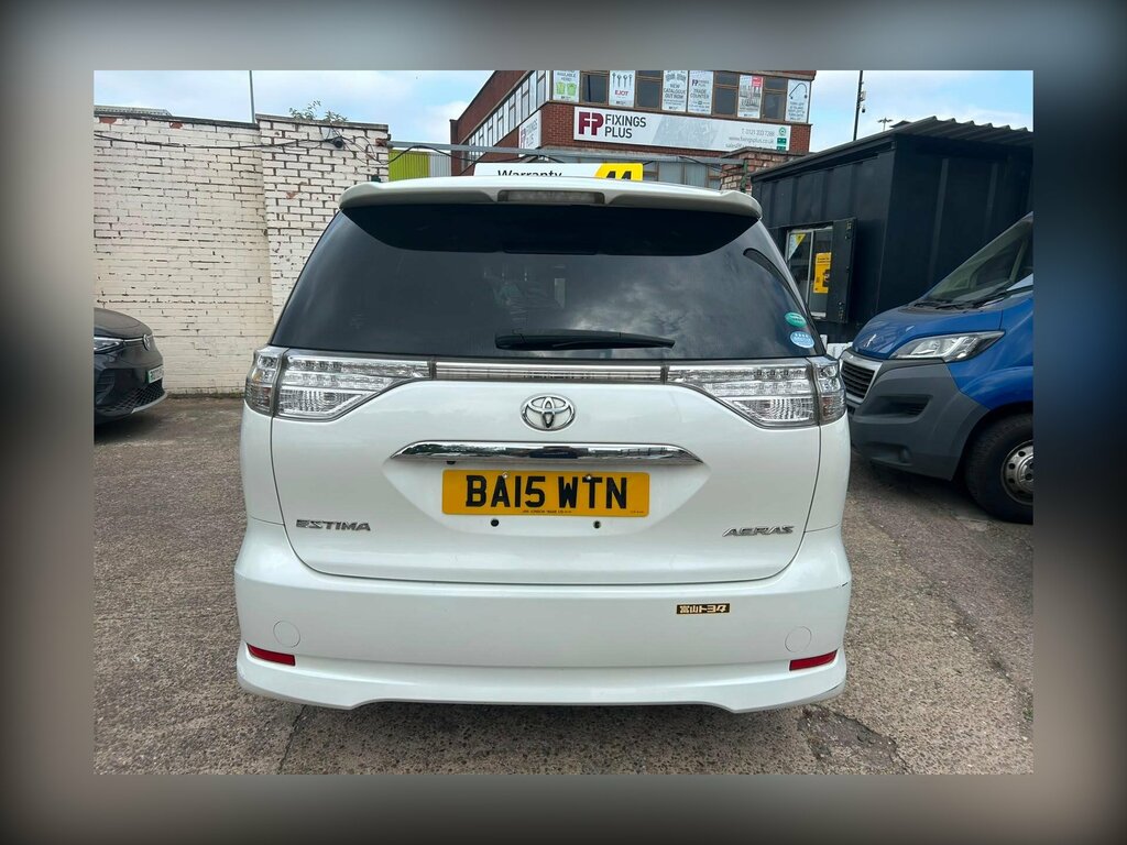 Toyota Estima 2.4 8 Seater White #6