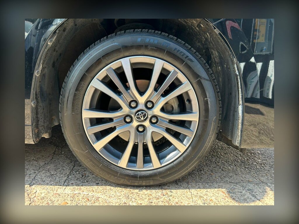 Toyota Vellfire 2.4 8 Seater Black #6