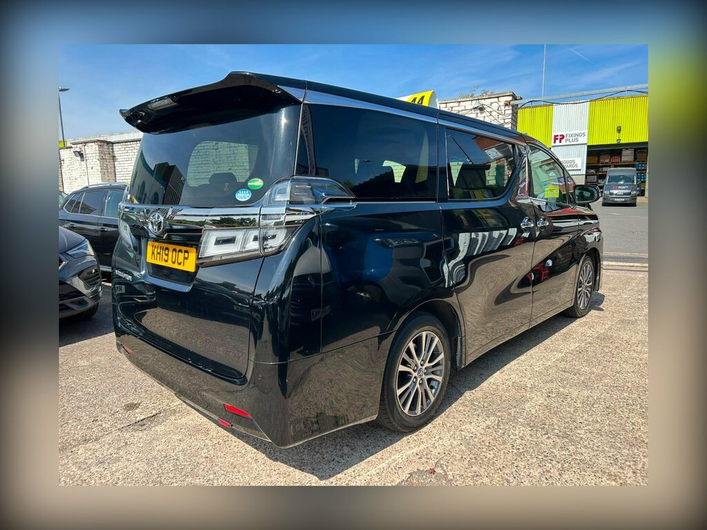 Toyota Vellfire 2.4 8 Seater Black #3