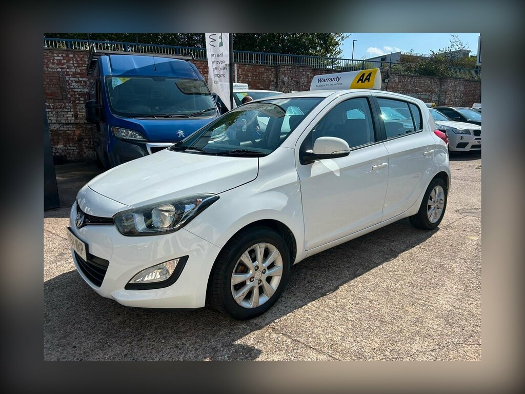 Hyundai I20 1.2 Active Euro 5 White #2