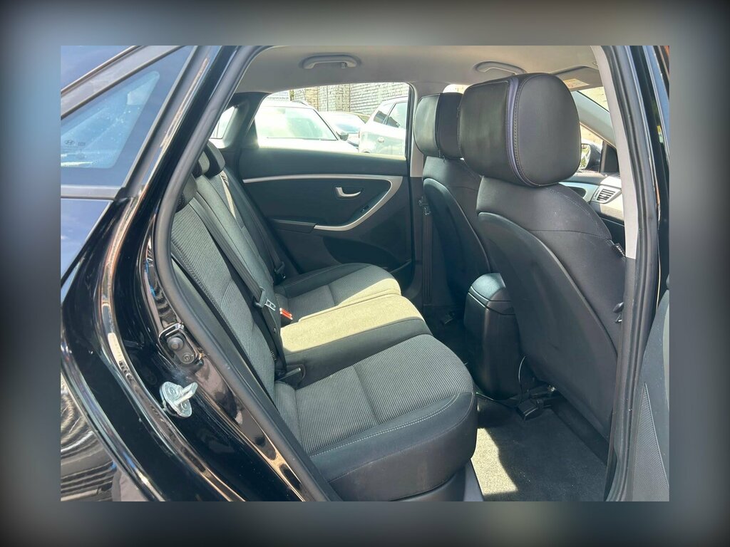 Hyundai I30 1.6 Active Blue Drive Crdi 109 Bhp Blue #10