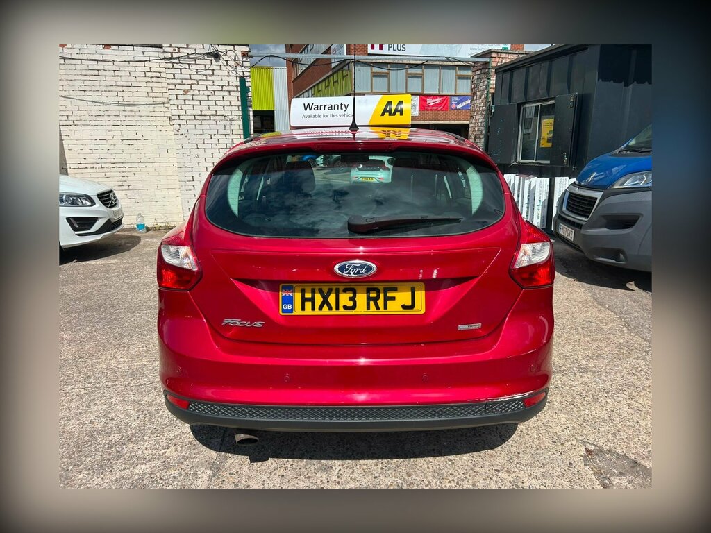 Ford Focus 1.6 Tdci Titanium Euro 5 Ss HX13RFJ Red #6