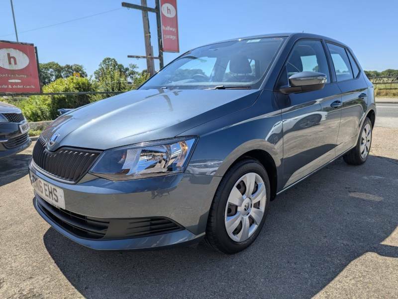Skoda Fabia 1.0 Mpi 60 S - 2016 16 Grey #2