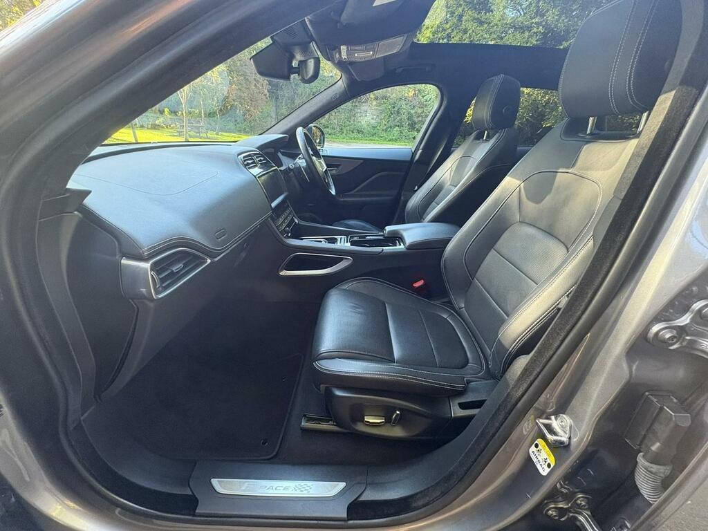 Jaguar F-Pace 2.0D 180 Chequered Flag Awd MP19RCY Grey #4