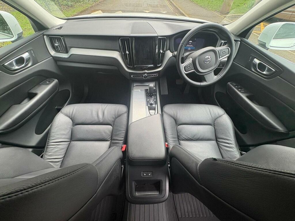 Volvo XC60 KX23HZF White #6