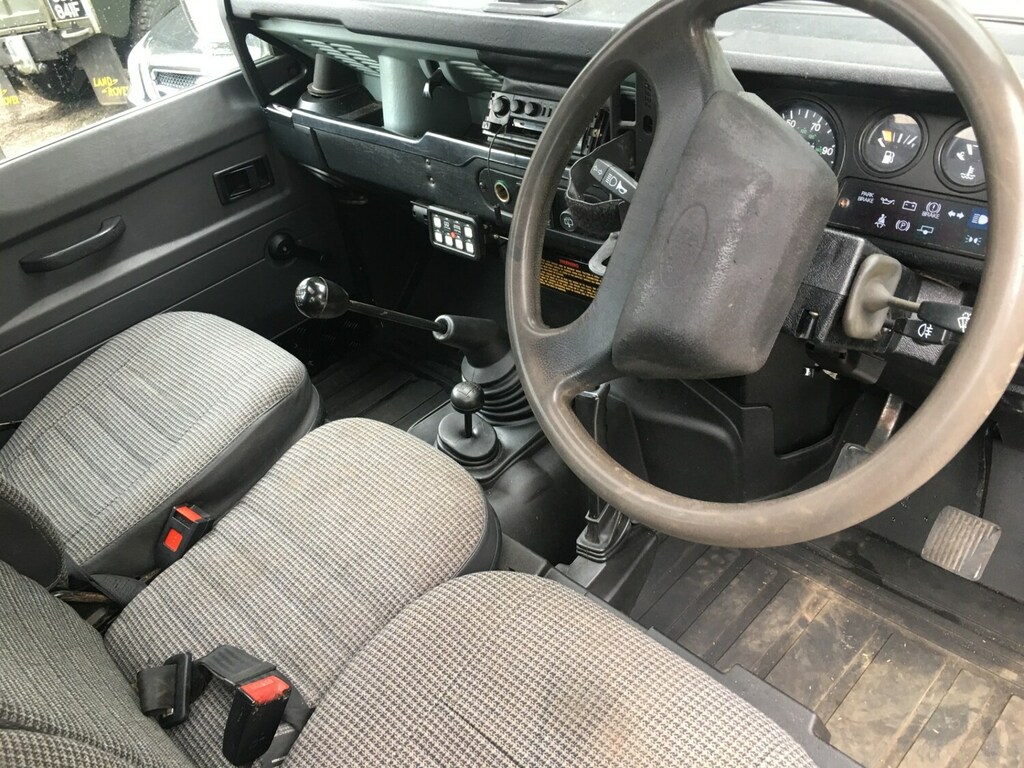 Land Rover Defender 110 2.5 Td5 County 1993 White #20