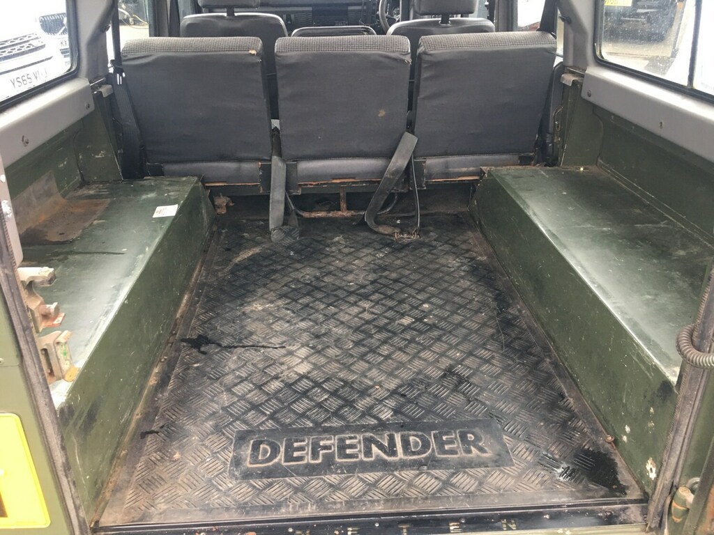 Land Rover Defender 110 2.5 Td5 County 1993 White #11
