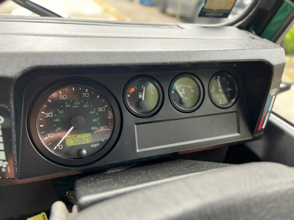 Land Rover Defender 90 2.5 Td5 County Hard Top Suv Swb 282 Green #16