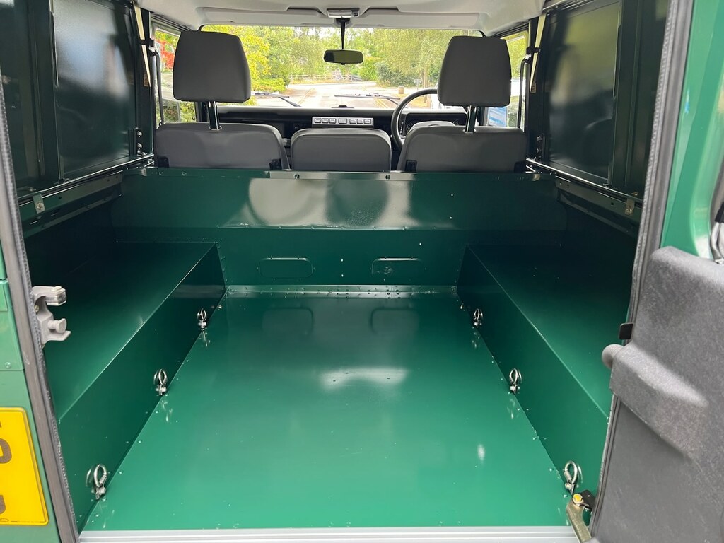 Land Rover Defender 90 2.5 Td5 County Hard Top Suv Swb 282 Green #12