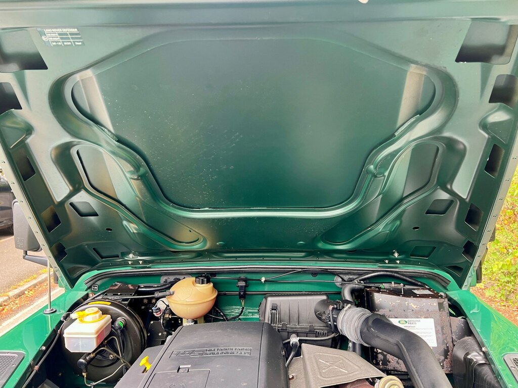 Land Rover Defender 90 2.5 Td5 County Hard Top Suv Swb 282 Green #27