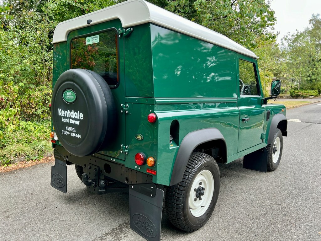 Land Rover Defender 90 90 Td5 Hard Top Green #3
