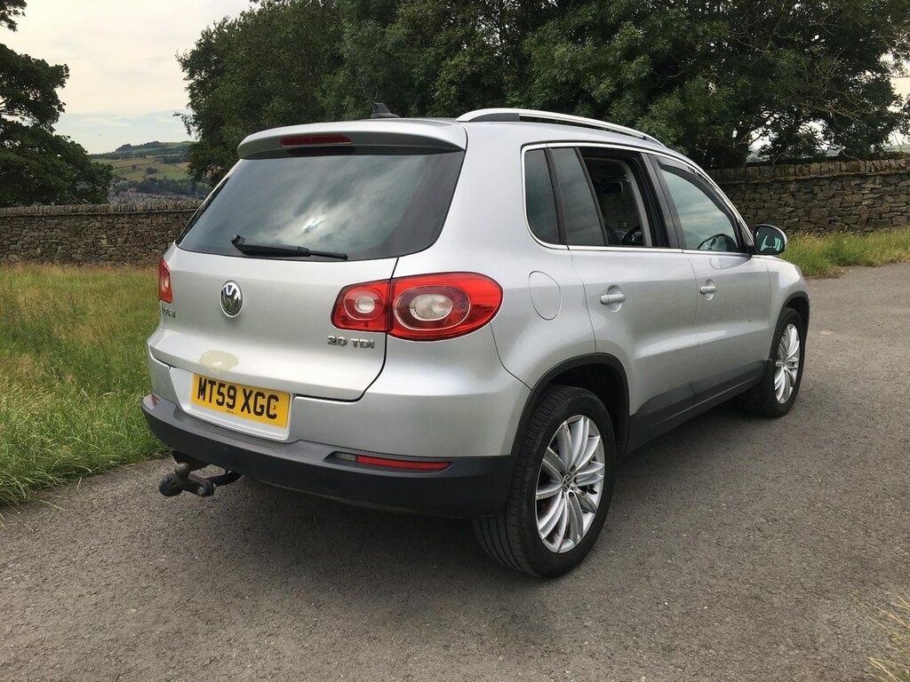 Volkswagen Tiguan 2.0 Tdi Sport Silver #3