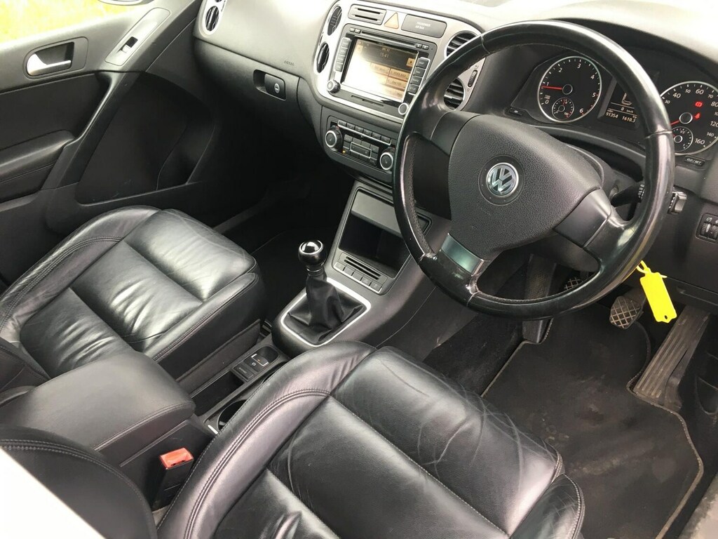 Volkswagen Tiguan 4X4 2.0 Tdi Sport 4Wd Euro 4 200909 Grey #8