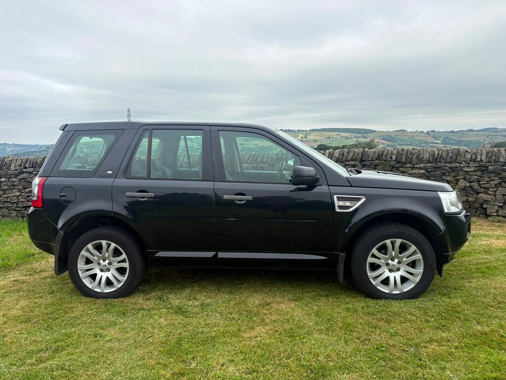 Land Rover Freelander 2.2 Sd4 Hse Black #2