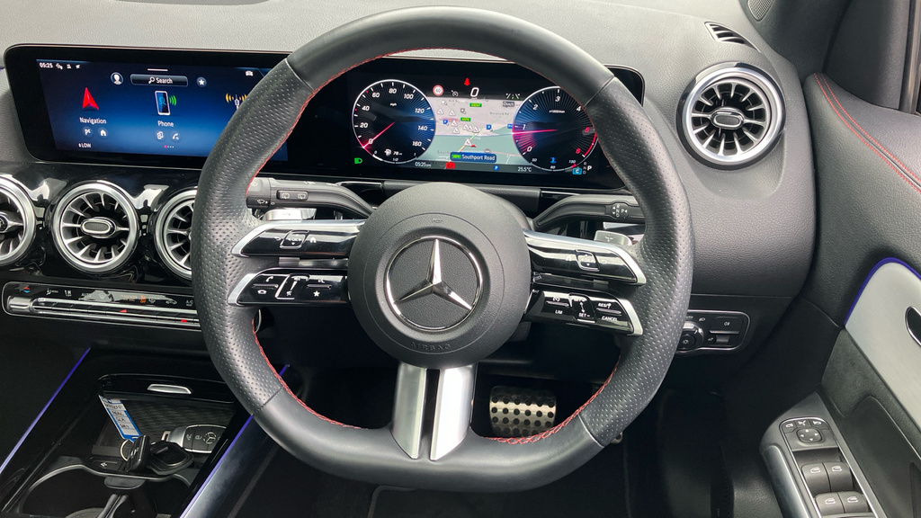 Mercedes-Benz GLA Class 2.0 Gla200d Amg Line Premium Plus 8G-dct Euro 6 Grey #5