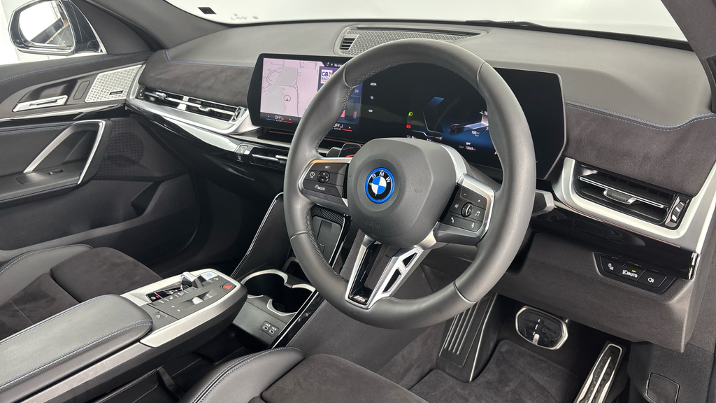 BMW iX2 30 66.5Kwh M Sport Xdrive 11Kw Charger ET24KNN Black #6