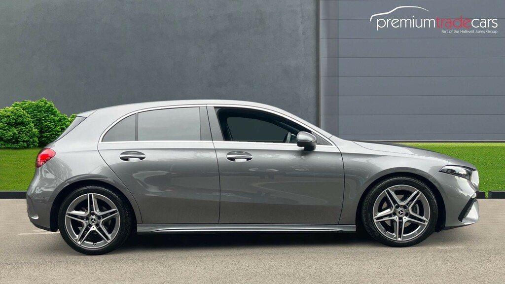 Mercedes-Benz A Class 1.3 A180h Mhev Amg Line Executive 7G-dct Euro 6 Grey #3