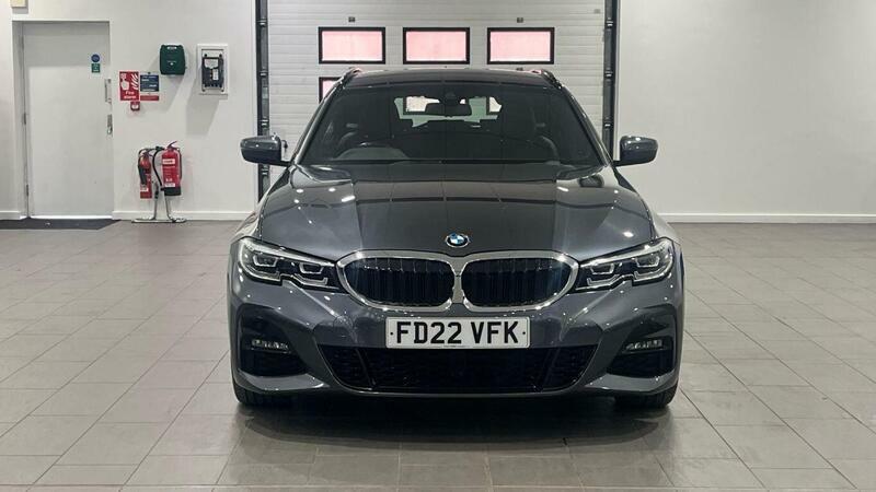 BMW 3 Series 2.0 320I M Sport Touring Euro 6 Ss FD22VFK Grey #2