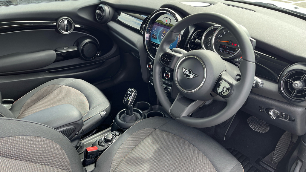 Mini Hatch 1.5 Cooper Classic Steptronic Euro 6 Ss White #6