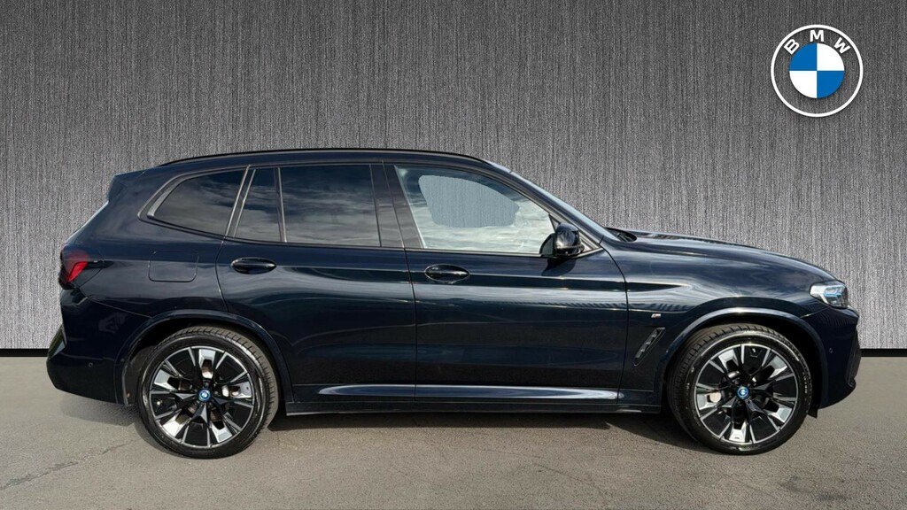 BMW iX3 80Kwh M Sport Pro Black #3