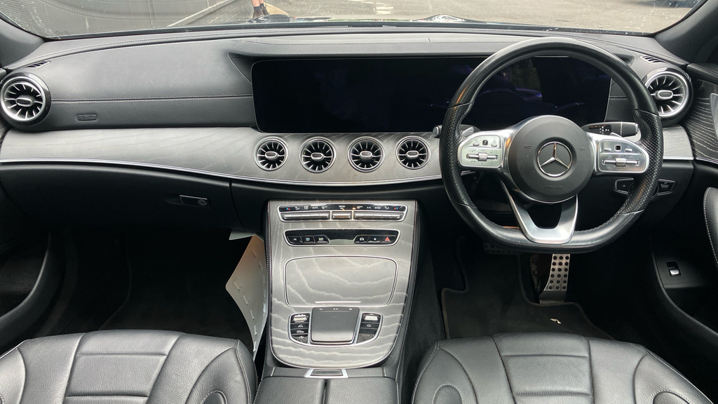 Mercedes-Benz CLS 2.9 Cls400d Amg Line Night Edition Premium Plus Black #4
