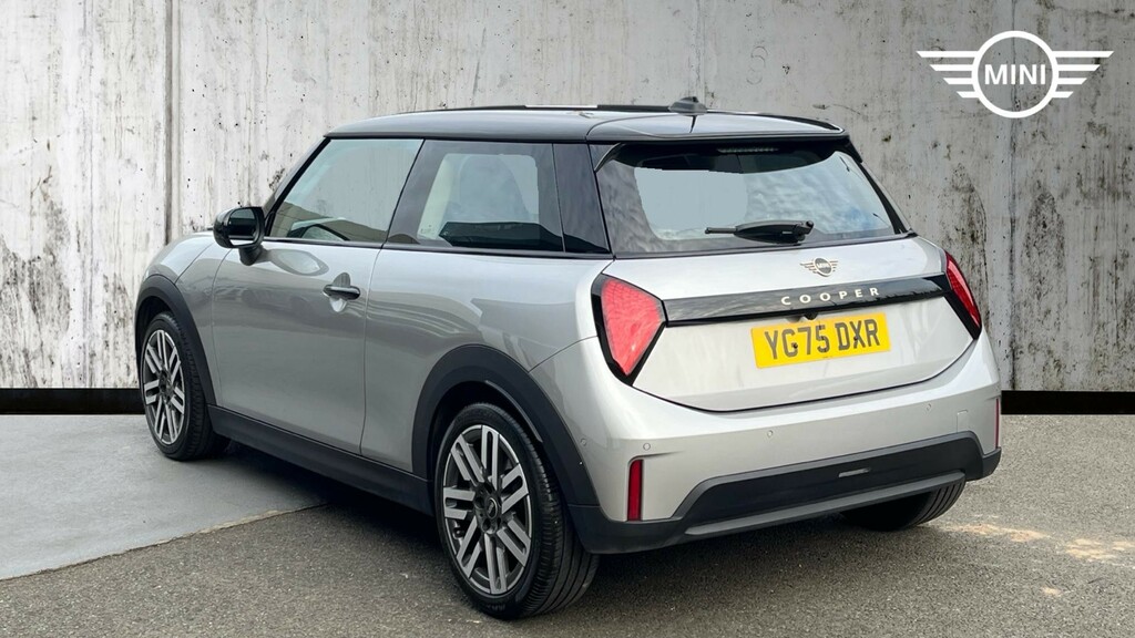 Mini Hatch 1.5C Classic Steptronic Euro 6 Ss Silver #2