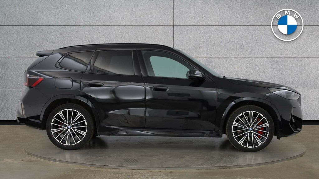 BMW iX1 20 66.5Kwh M Sport Edrive 11Kw Charger Black #3