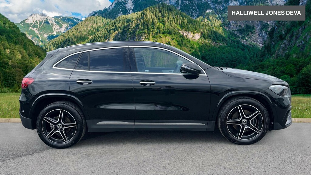 Mercedes-Benz GLA Class 1.3 Gla200h Mhev Amg Line Executive 7G-dct Euro Black #3