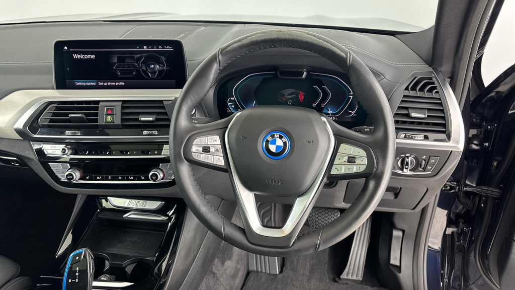 BMW iX3 80Kwh Premier Edition Black #5