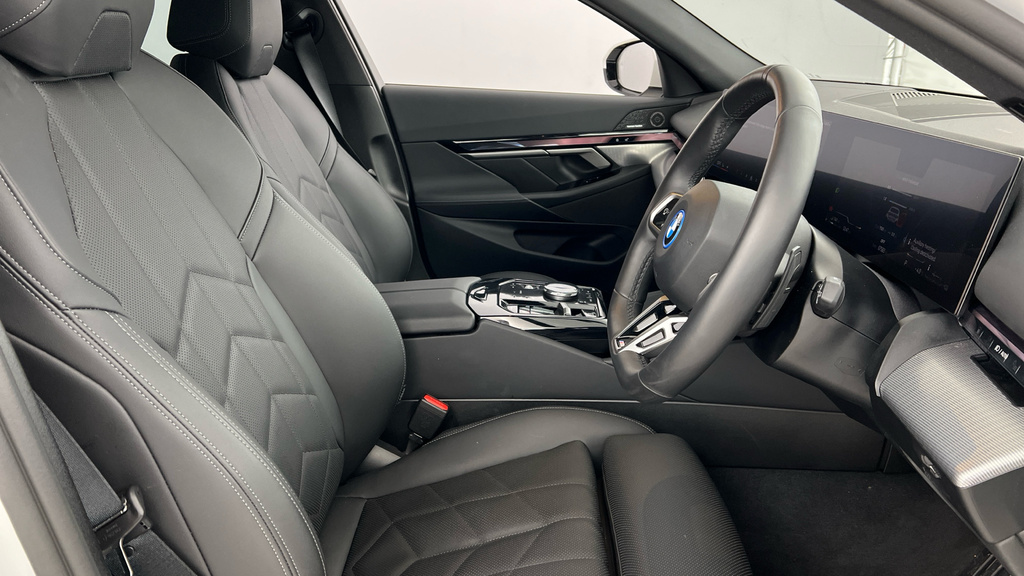BMW 5 Series 550E Xdrive M Sport Pro Techcomfort Blue #11