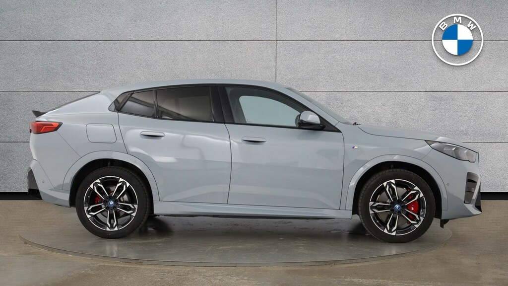 BMW iX2 20 66.5Kwh M Sport Edrive 11Kw Charger Grey #3