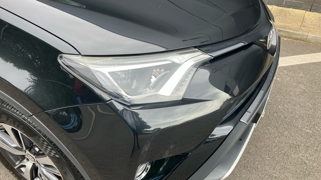 Toyota Rav 4 2.5 Hybrid Business Edition Plus 5-Dr White #23