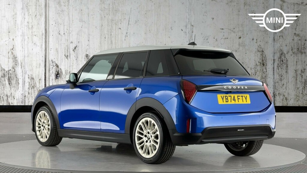 Mini Hatch 1.5C Exclusive Steptronic Euro 6 Ss Blue #2