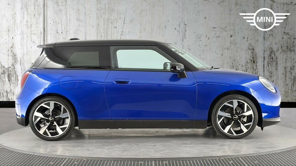 Mini Hatch Se 54.2Kwh Exclusive Blue #3